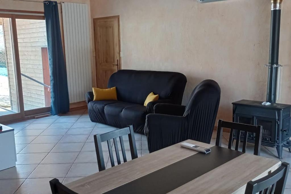 Chalet 2 Chambres En Savoie Pour 1 A 4 Personnes Gerbaix 外观 照片